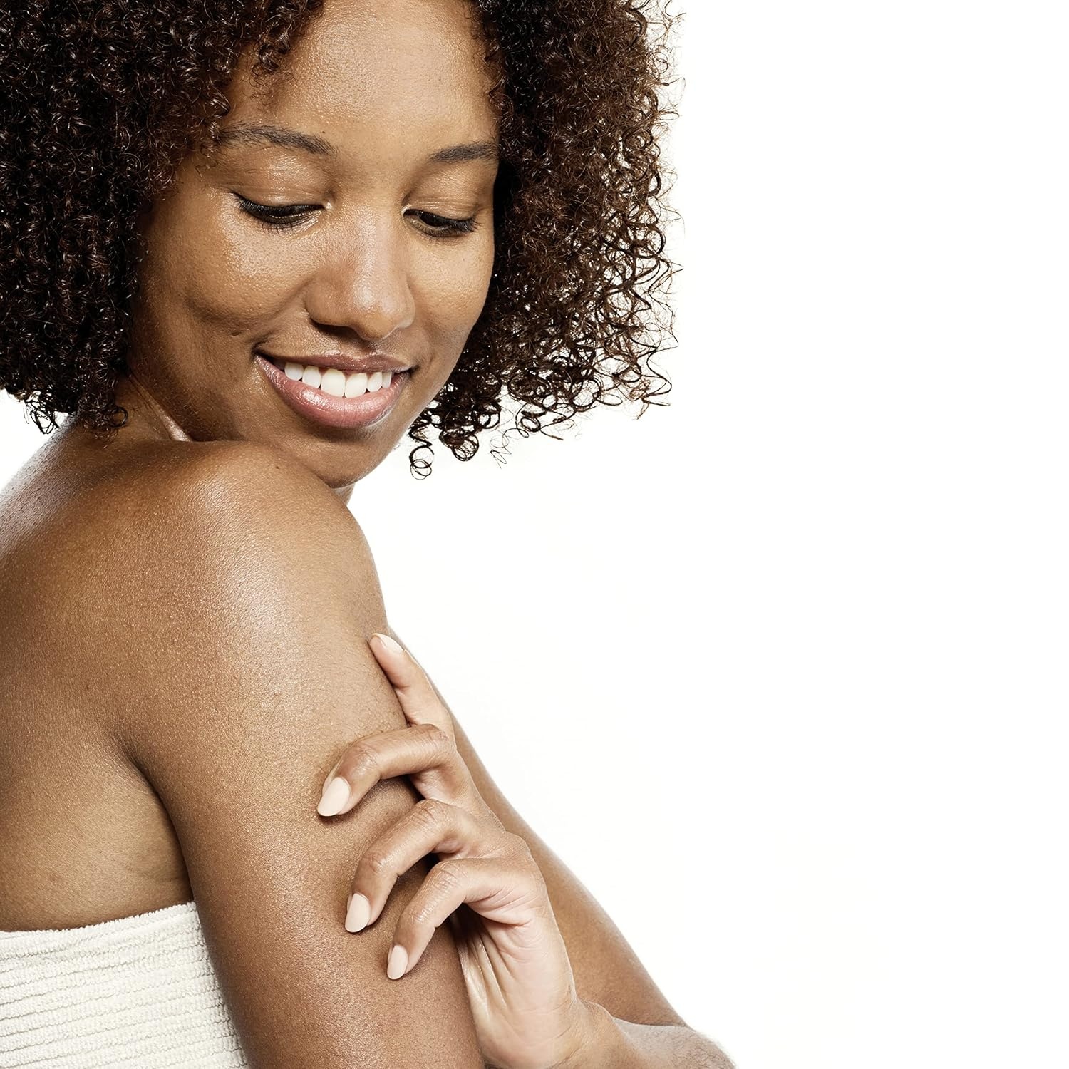 image:imageDove Whipped Body Cream Dry Skin Moisturizer Pomegranate and Shea Butter Nourishes Skin Deeply 10 oz 3 CountPomegranate and Shea Butter